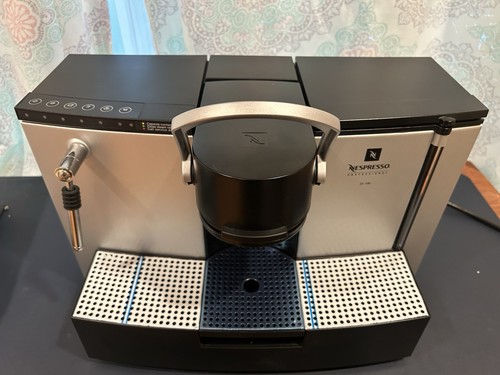 Nespresso pro professional - pro,
